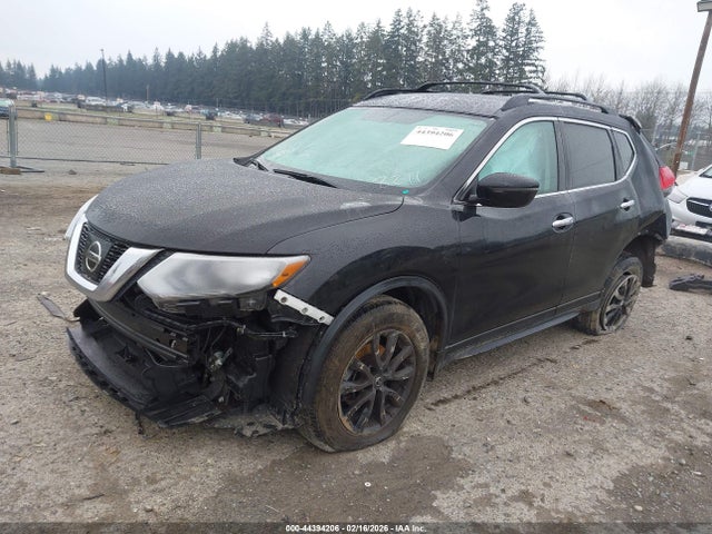 Nissan ROGUE SV 2017 5N1AT2MV5HC828211 Image 2