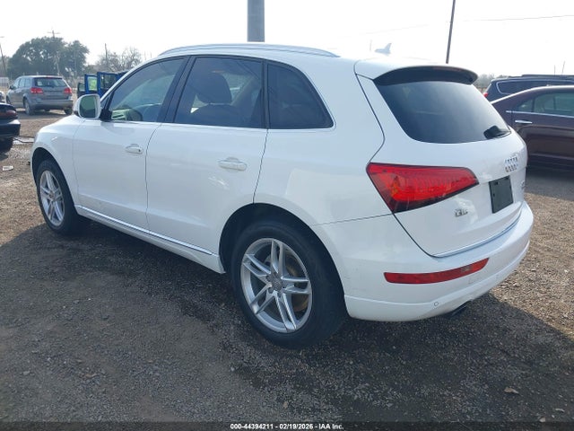 2016 Audi Q5 2.0t Premium მანქანა იყიდება აუქციონზე, vin: WA1L2AFP7GA019547, აუქციონის ნომერი: 44394211