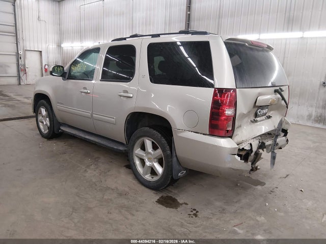 2013 CHEVROLET TAHOE 1GNSKBE03DR326701 Photo 2