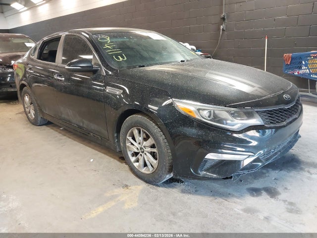 Auction sale of the 2019 Kia Optima Lx, vin: 5XXGT4L38KG279251, lot number: 44394236