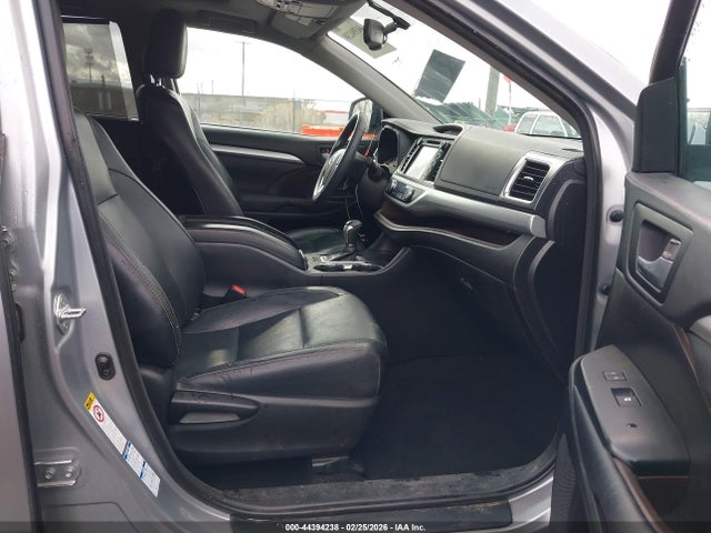 5TDJKRFH2FS224120 Toyota Highlander Xle V6