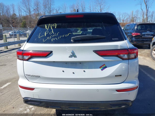 Продаж на аукціоні авто 2024 Mitsubishi Outlander Sel Black Edition S-awc, vin: JA4J4WA8XRZ064940, номер лоту: 44394239