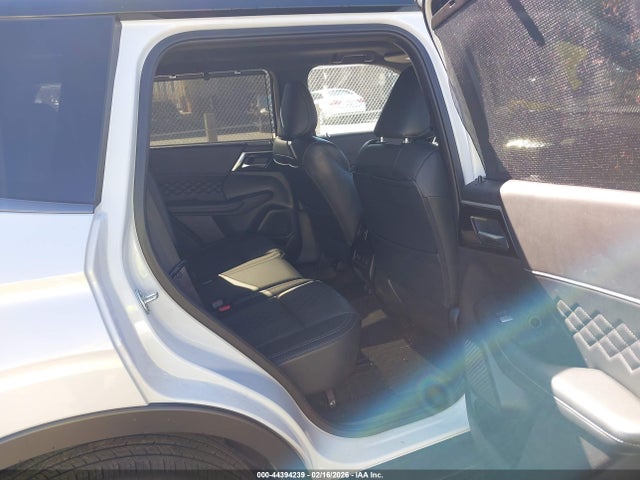 Продаж на аукціоні авто 2024 Mitsubishi Outlander Sel Black Edition S-awc, vin: JA4J4WA8XRZ064940, номер лоту: 44394239