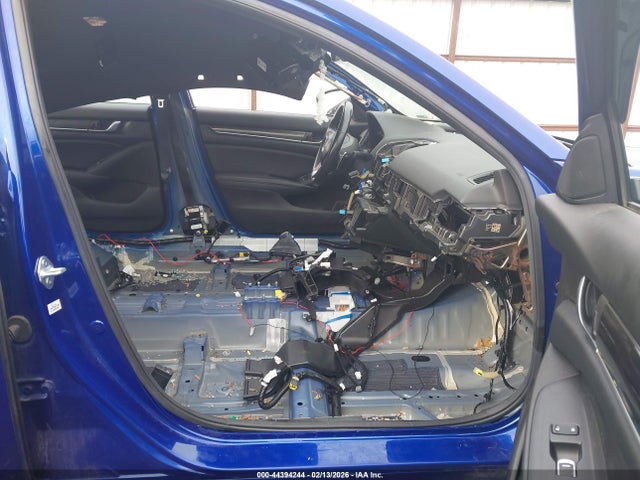 1HGCV1F30MA087678 Honda Accord Sport