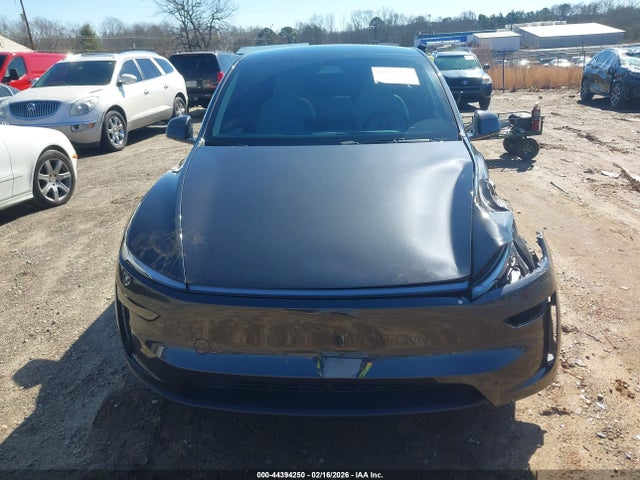 44394250 :رقم المزاد ، 7SAYGDEE7TF357274 vin ، 2026 Tesla Model Y Long Range Launch Series/premium All-wheel Drive مزاد بيع