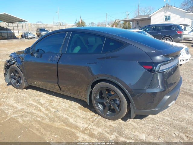 44394250 :رقم المزاد ، 7SAYGDEE7TF357274 vin ، 2026 Tesla Model Y Long Range Launch Series/premium All-wheel Drive مزاد بيع
