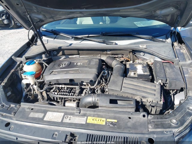 44394285 :رقم المزاد ، 1VWBT7A39FC025582 vin ، 2015 Volkswagen Passat 1.8t Se مزاد بيع
