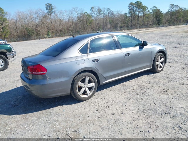 44394285 :رقم المزاد ، 1VWBT7A39FC025582 vin ، 2015 Volkswagen Passat 1.8t Se مزاد بيع