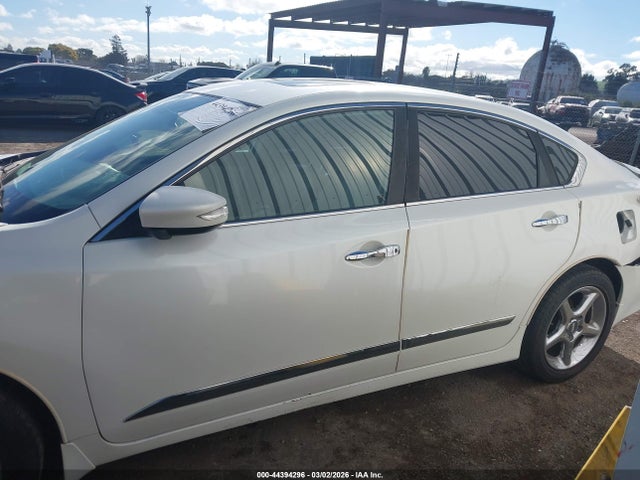 1N4BL3AP9GC137661 Nissan Altima 3.5 Sl