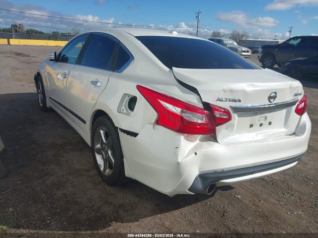 1N4BL3AP9GC137661 Nissan Altima 3.5 Sl