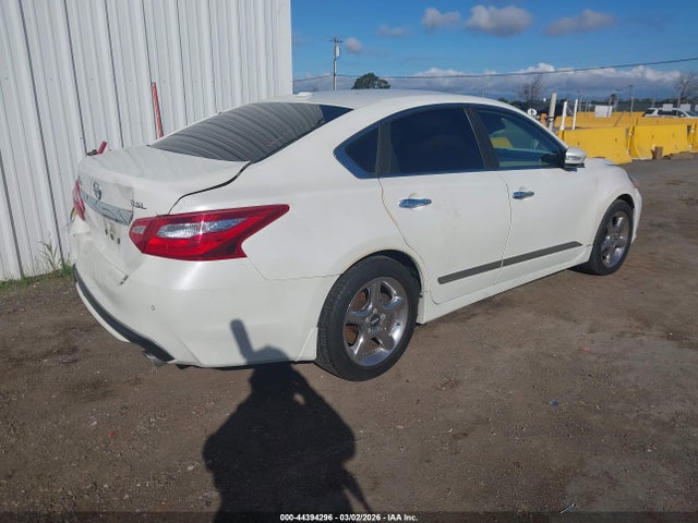 1N4BL3AP9GC137661 Nissan Altima 3.5 Sl