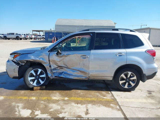 44394306 :رقم المزاد ، JF2SJAJC6HH548104 vin ، 2017 Subaru Forester 2.5i Limited مزاد بيع