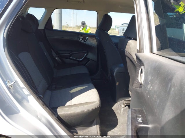 44394328 :رقم المزاد ، KNDJ23AU2M7795650 vin ، 2021 Kia Soul S مزاد بيع