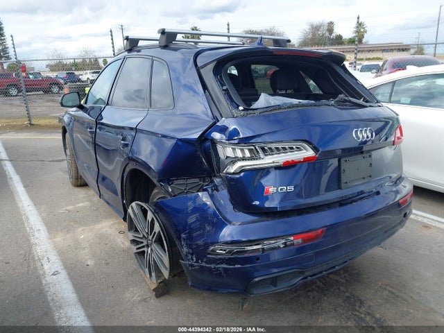 2019 AUDI SQ5 WA1B4AFY6K2041153 Photo 2