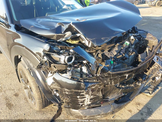 44394350 :رقم المزاد ، 3MVDMBDY4PM587679 vin ، 2023 Mazda Cx-30 2.5 Turbo Premium مزاد بيع