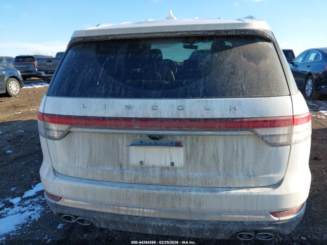 Lincoln Aviator Standard 2023 5LM5J6XC2PGL26625 Image 16
