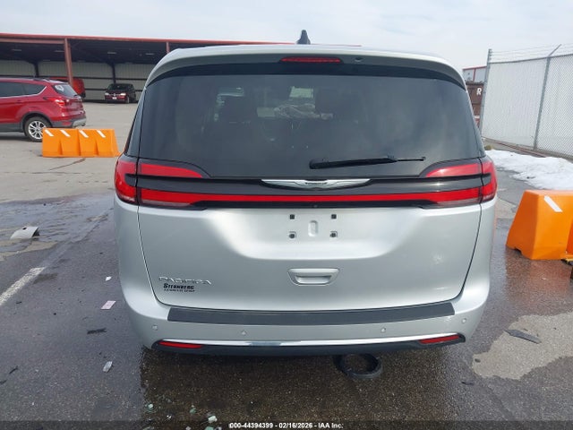 2023 Chrysler Pacifica Touring L მანქანა იყიდება აუქციონზე, vin: 2C4RC1BG6PR539348, აუქციონის ნომერი: 44394399