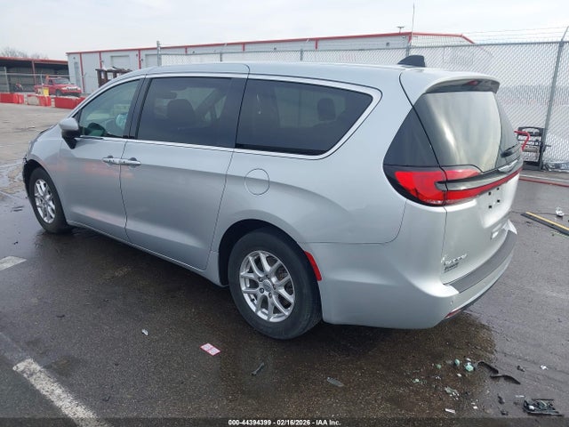2023 Chrysler Pacifica Touring L მანქანა იყიდება აუქციონზე, vin: 2C4RC1BG6PR539348, აუქციონის ნომერი: 44394399