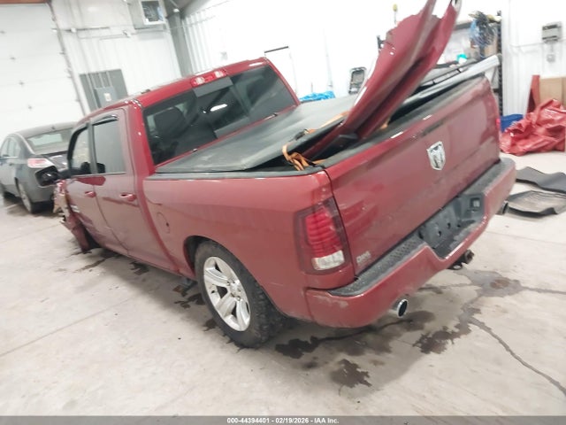 2015 RAM 1500 1C6RR7MT1FS528578 Photo 2