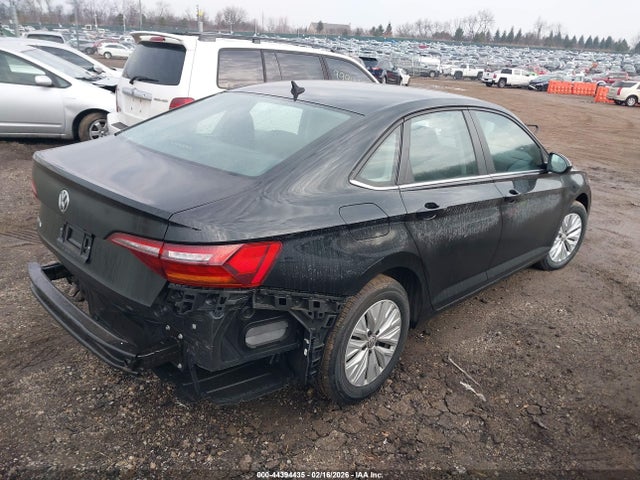 Продаж на аукціоні авто 2019 Volkswagen Jetta 1.4t R-line/1.4t S/1.4t Se, vin: 3VWC57BUXKM132719, номер лоту: 44394435