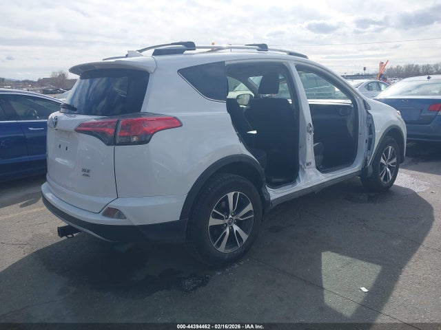 2017 Toyota Rav4 Xle მანქანა იყიდება აუქციონზე, vin: JTMRFREV0HD214375, აუქციონის ნომერი: 44394462