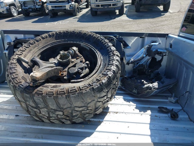 3GCUKREC4JG329896 Chevrolet Silverado 1500 1lt