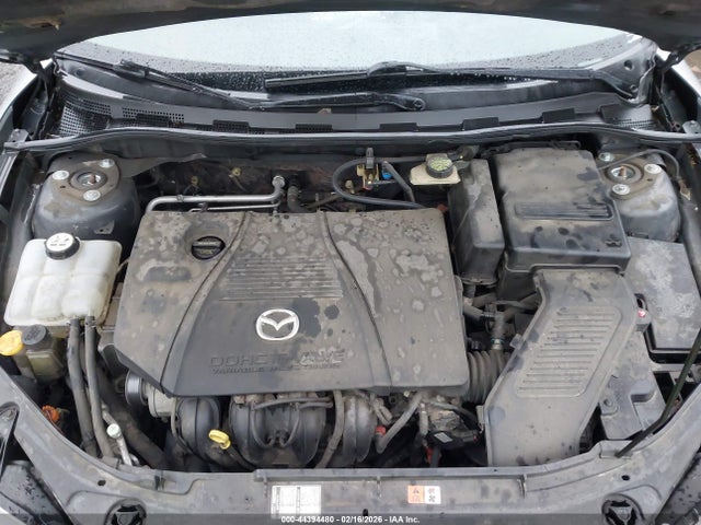 2004 MAZDA MAZDA3 JM1BK323041101311 Photo 9