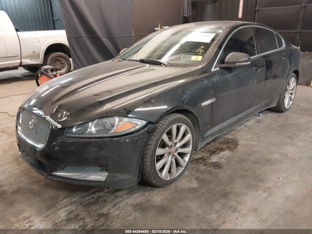2014 JAGUAR XF SAJWJ0EF7E8U18540 Photo 1