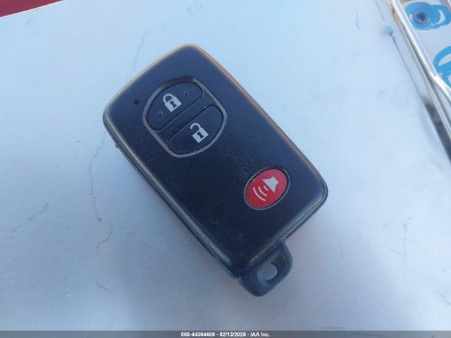 Toyota Prius Two 2014 JTDKN3DU9E0356687 Image 11
