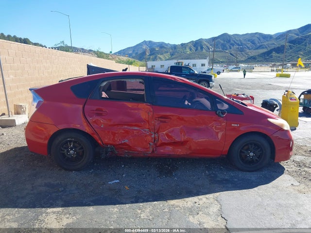 Toyota Prius Two 2014 JTDKN3DU9E0356687 Image 13