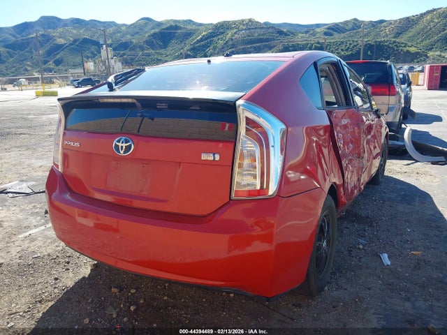 Toyota Prius Two 2014 JTDKN3DU9E0356687 Image 4