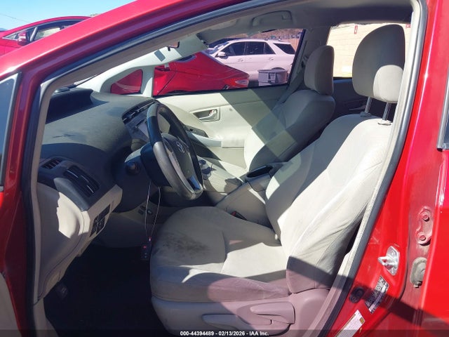 Toyota Prius Two 2014 JTDKN3DU9E0356687 Image 5