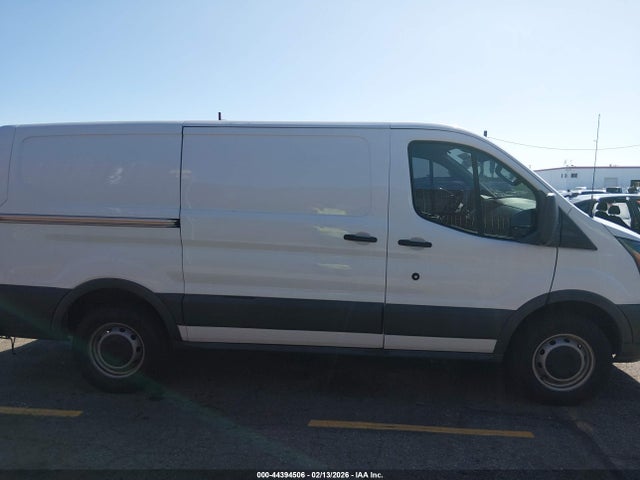 1FTYR1YM5JKB16192 Ford Transit-250