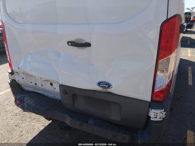 1FTYR1YM5JKB16192 Ford Transit-250