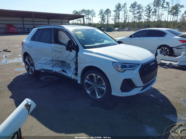 2022 AUDI Q3 WA1EECF35N1031413 Photo 0