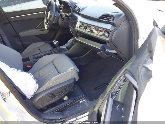 2022 AUDI Q3 WA1EECF35N1031413 Photo 4