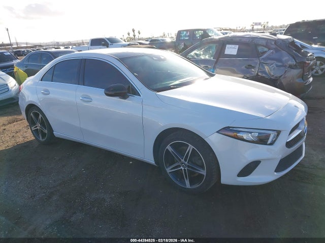 2019 MERCEDES-BENZ A 220 WDD3G4FB5KW019271
