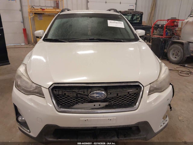 44394551 :رقم المزاد ، JF2GPABC0HH251431 vin ، 2017 Subaru Crosstrek 2.0i Premium مزاد بيع