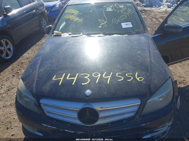 44394556 :رقم المزاد ، WDDGF8BB3BR148867 vin ، 2011 Mercedes-benz C 300 Luxury 4matic/sport 4matic مزاد بيع