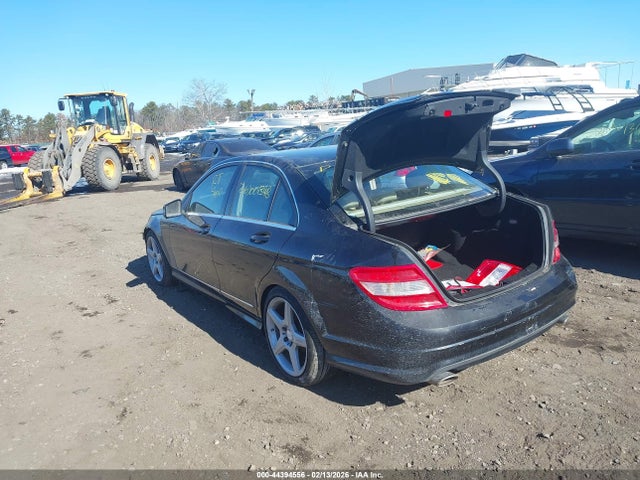 44394556 :رقم المزاد ، WDDGF8BB3BR148867 vin ، 2011 Mercedes-benz C 300 Luxury 4matic/sport 4matic مزاد بيع