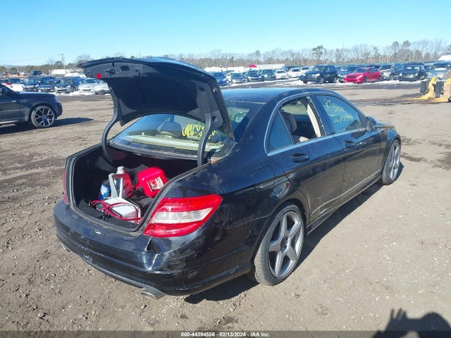 44394556 :رقم المزاد ، WDDGF8BB3BR148867 vin ، 2011 Mercedes-benz C 300 Luxury 4matic/sport 4matic مزاد بيع