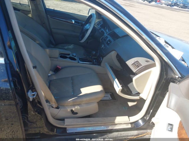 44394556 :رقم المزاد ، WDDGF8BB3BR148867 vin ، 2011 Mercedes-benz C 300 Luxury 4matic/sport 4matic مزاد بيع
