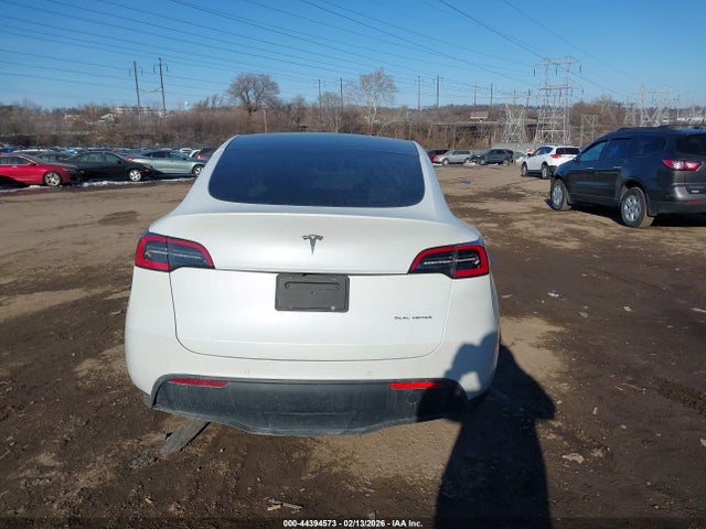 Продажа на аукционе авто 2021 Tesla Model Y Long Range Dual Motor All-wheel Drive, vin: 5YJYGDEE1MF079521, номер лота: 44394573