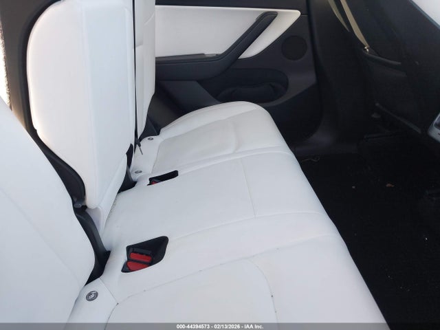Продажа на аукционе авто 2021 Tesla Model Y Long Range Dual Motor All-wheel Drive, vin: 5YJYGDEE1MF079521, номер лота: 44394573