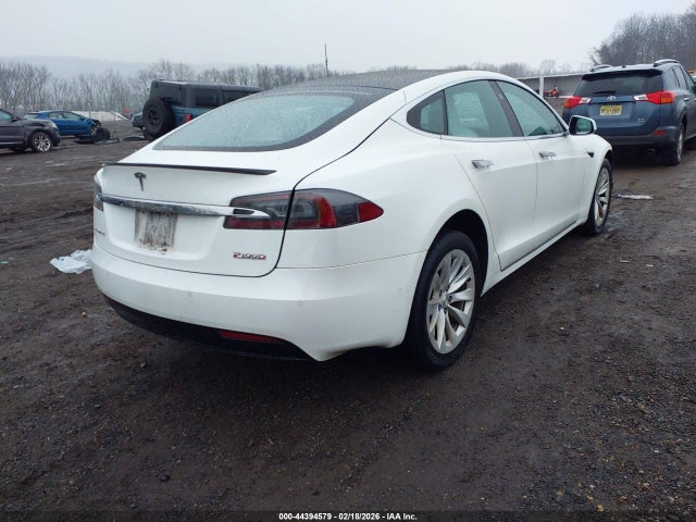 2018 TESLA MODEL S 5YJSA1E40JF244872 Photo 3