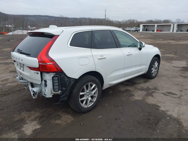 2021 VOLVO XC60 YV4102RK4M1700833 Photo 3