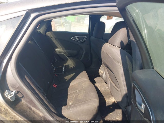 1C3CCCAB1GN142638 Chrysler 200 Limited/limited Platinum