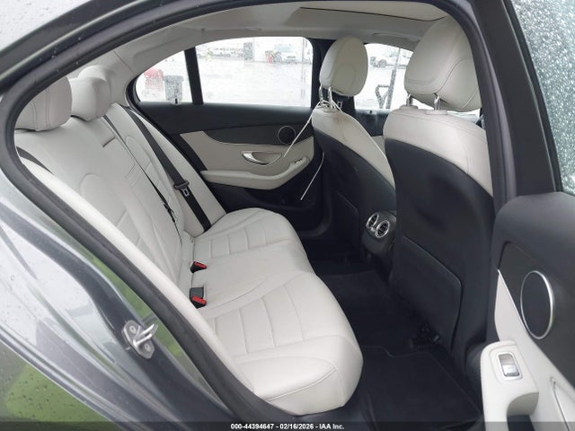Продаж на аукціоні авто 2017 Mercedes-benz C 300, vin: 55SWF4JB8HU223124, номер лоту: 44394647