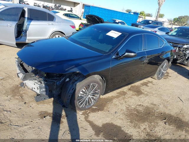 58ADA1C1XNU020673 Lexus ES 300H