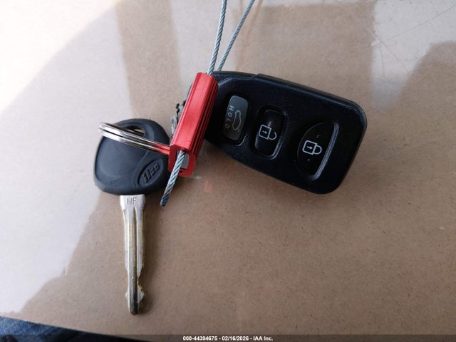 5NPDH4AE1GH681911 Hyundai ELANTRA SE